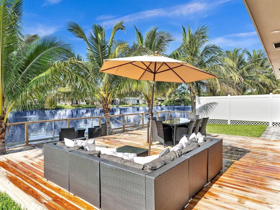 5-Star Lakefront Oasis In Hollywood-Hard Rock Casino Fort Lauderdale Esterno foto