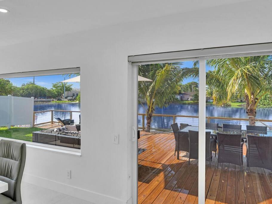 5-Star Lakefront Oasis In Hollywood-Hard Rock Casino Fort Lauderdale Esterno foto