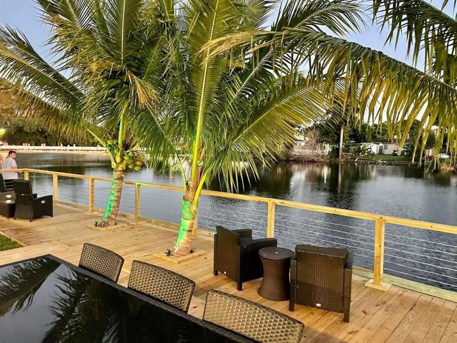 5-Star Lakefront Oasis In Hollywood-Hard Rock Casino Fort Lauderdale Esterno foto