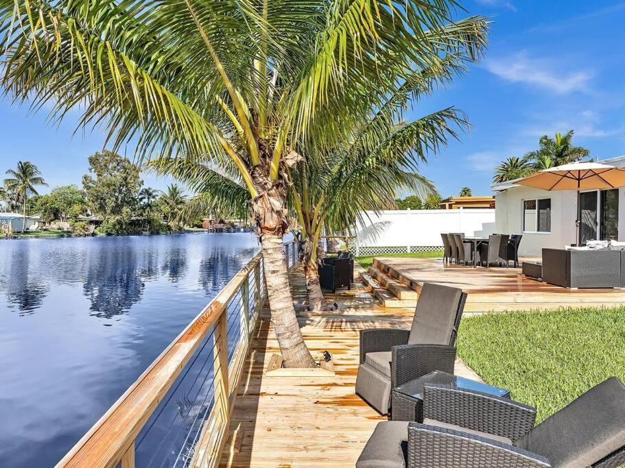 5-Star Lakefront Oasis In Hollywood-Hard Rock Casino Fort Lauderdale Esterno foto