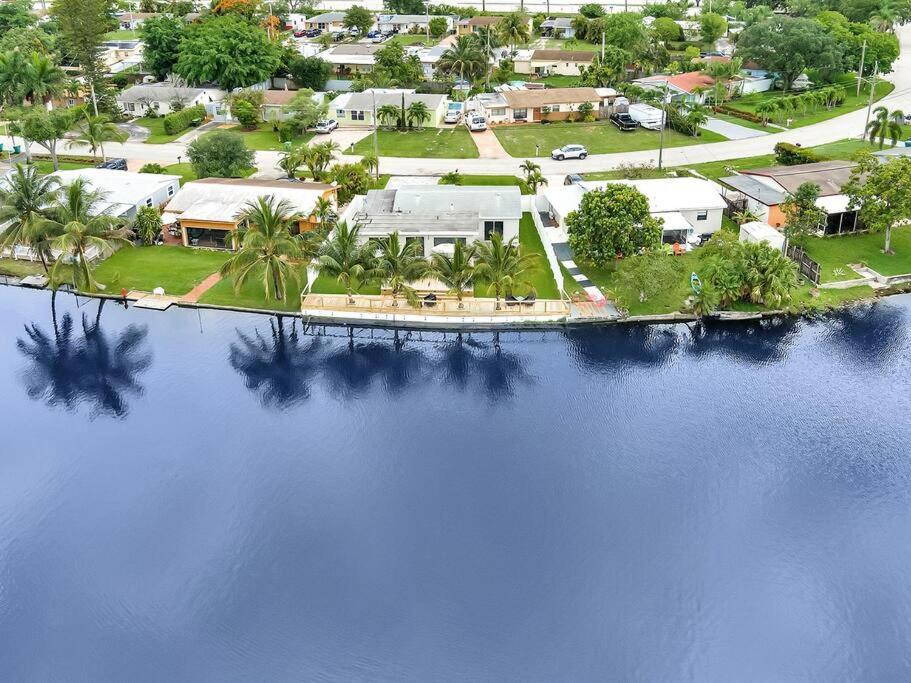 5-Star Lakefront Oasis In Hollywood-Hard Rock Casino Fort Lauderdale Esterno foto
